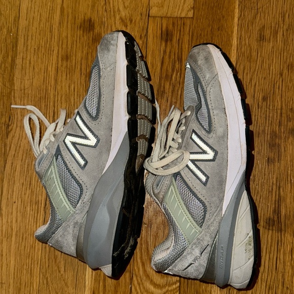 New Balance 990v5 - Picture 1 of 4